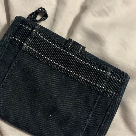 Black Kavu crossbody and wallet - Picture 2 of 3